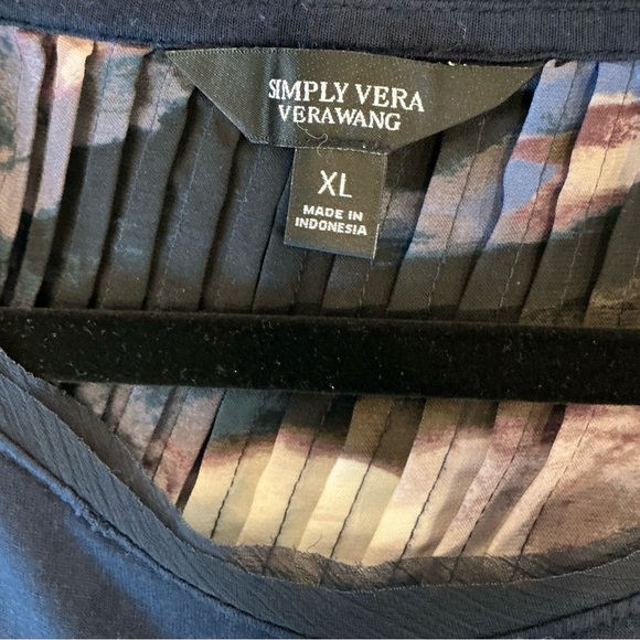 Simply Vera Vera Wang Mixed Media Tunic Top w/ Pleated Chiffon Back | Navy | XL - Picture 3 of 8